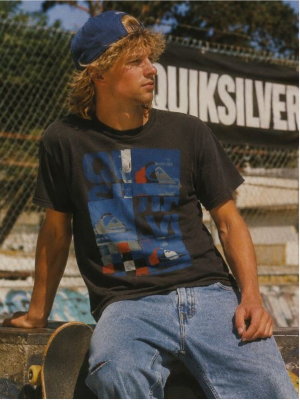 Rare Vintage 1999 Quiksilver Block Print Graphic Tee - M - Cotton Blue
